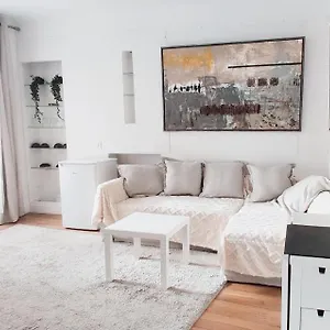  Appartement Luxueux Sur Jardin